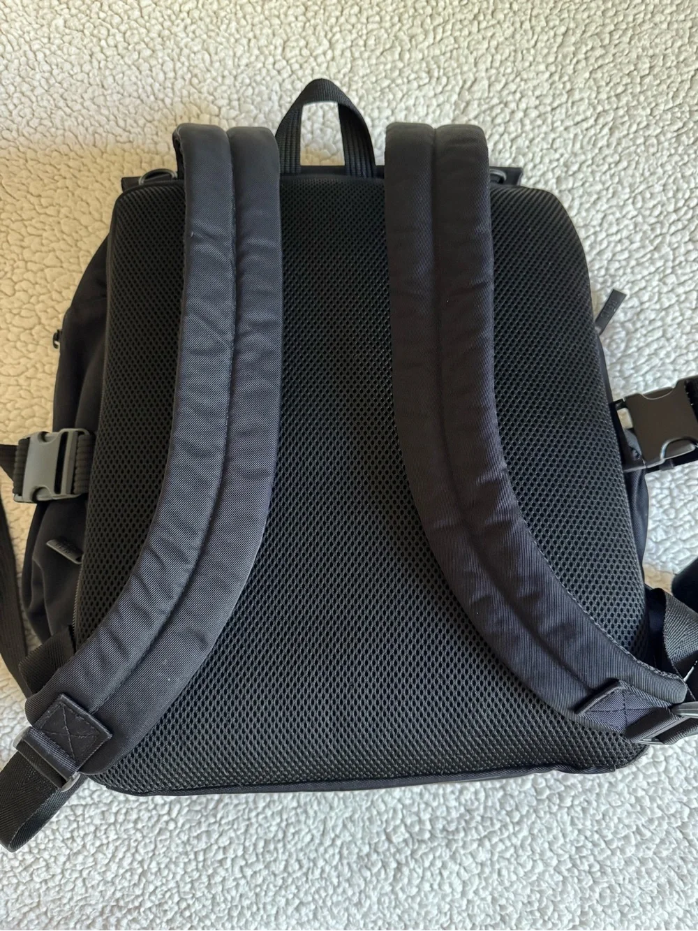 BEIS black backpack w/ removable front pouch.